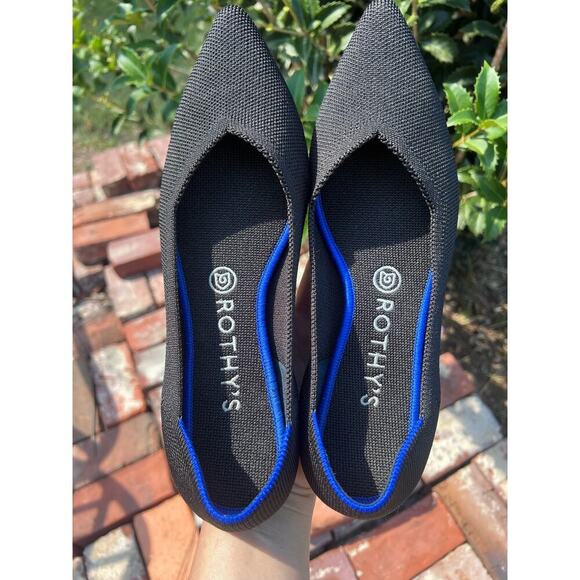 Rothy’s Women's The Point Flats Size 9
Black & Blue Knit Slip On Shoe Wa… - Picture 14 of 17